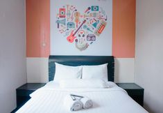 Bedroom 4 Grand Charis Hotel Tulungagung