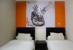 Bedroom 2 Grand Charis Hotel Tulungagung