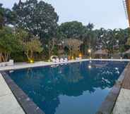 Swimming Pool 2 Grand Arjuna Hotel