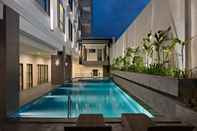 Swimming Pool Sutasoma Hotel