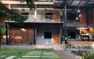 Luar Bangunan 3 Palm House Normal Loft