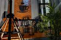 Bar, Cafe and Lounge Lespalm Taraburi Pool Villa SHA Plus+