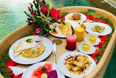 レストラン Puri Shanti Villa