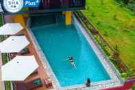 Kolam Renang Le Resort and Villas 