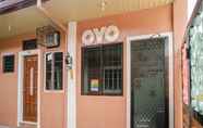 Lobby 3 OYO 702 Queens Hometel