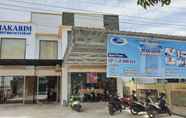 Bangunan 2 OYO 90221 Makarim Guest House Syariah