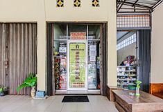 Exterior 4 OYO 90226 Penginapan Sederhana Syariah