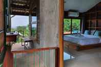 ห้องนอน  Life Koh Tao Resort