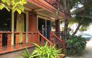 ภายนอกอาคาร 2 Sea Sun Moon Hostel