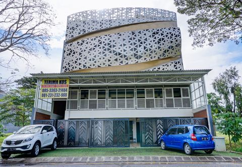 Exterior OYO 90227 Citraland Residence