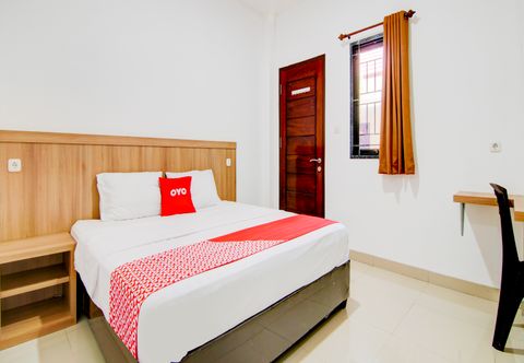 Bilik Tidur OYO 90233 The Shine Residence