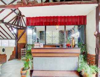 Lobi 2 OYO 90240 Pandan Inn Guest House Batu