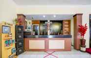 Lobby 7 OYO 90250 Hotel Lumajang New