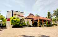 Bangunan 2 OYO 90250 Hotel Lumajang New