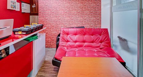 로비 2 OYO 90266 Jarrdin Apartement By Bedpacker