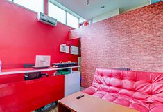 Lobby 7 OYO 90266 Jarrdin Apartement By Bedpacker