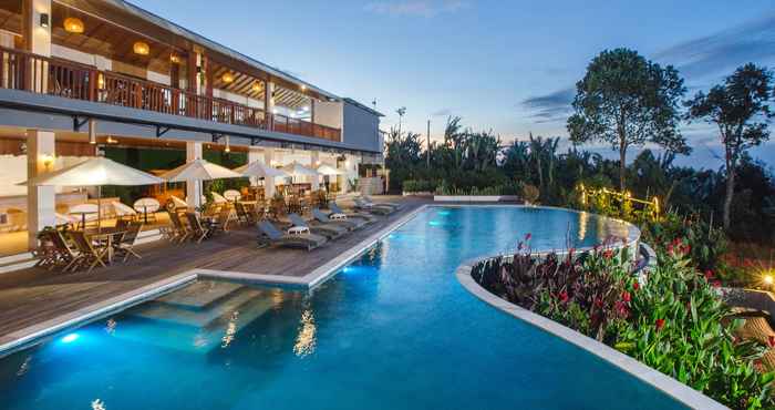 Swimming Pool Giriwood Hotel & Villa Wanagiri