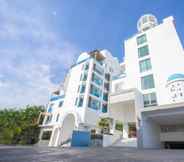 Bangunan 6 Costa Beach Residence & Jacuzzi