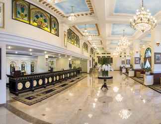 Sảnh chờ 2 Hotel Majestic Saigon - Hotel Vouchers