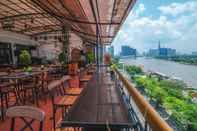 Bar, Cafe and Lounge Hotel Majestic Saigon - Hotel Vouchers