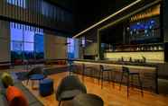 Quầy bar, cafe và phòng lounge 3 Aloft South Jakarta