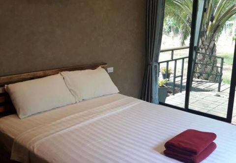 Bedroom Khaosok Residence Resort