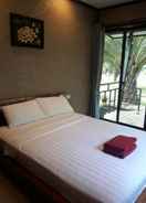 BEDROOM เขาสก เรสซิเดนท์ รีสอร์ท