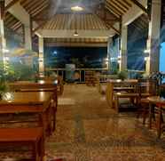 Restoran 3 Bale Sebaya Bungalows