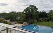 Swimming Pool 6 RedDoorz Hostel @ Floating Sanctuary Bulacan