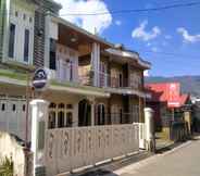 ภายนอกอาคาร 3 Diengin Homestay Syariah