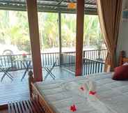 ห้องนอน 4 Naibang Resort