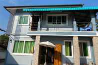 ภายนอกอาคาร Aew Pua Homestay