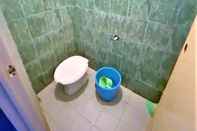 Toilet Kamar Buntusu Guest House