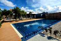 Swimming Pool Kambaniru Beach Hotel and Resort