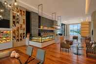 Bar, Cafe and Lounge Batam Marriott Hotel Harbour Bay