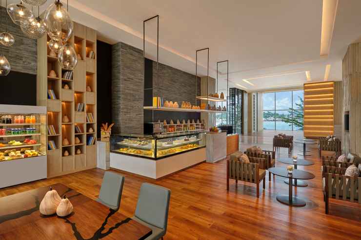 BAR_CAFE_LOUNGE Batam Marriott Hotel Harbour Bay