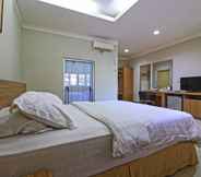 Bedroom 4 Hotel Sampaga