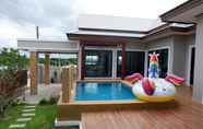 สระว่ายน้ำ 2  ThongsukPoolvilla Pranburi