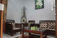 Lobby Cokro Homestay