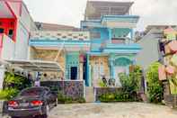 Bangunan OYO 90284 Villa Biru