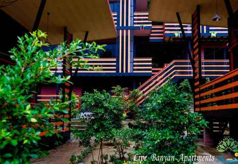 Exterior Lipe Banyan Apartments