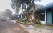 Bangunan 4 OYO Life 3055 Rumah Enin