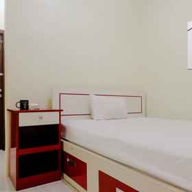 Bedroom 1 OYO Life 2641 Zulfina Blue Fire House, Makam Datuk Malik Ibrahim Hotels