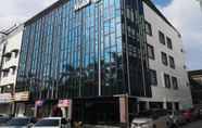 Exterior 2 Hotel Zamburger Skudai Kiri