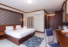 Bedroom 2 Erawan Hotel