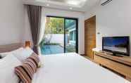 Kamar Tidur 7 La Ville Phuket Pool Villa