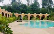 Kolam Renang 3 Hacia Leisure Resort