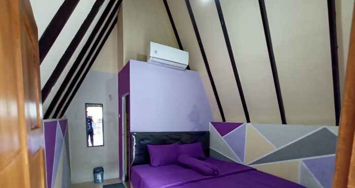 Bedroom Bungalow Ungu Kebumen