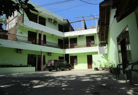 Common Space Sabar Menanti 2