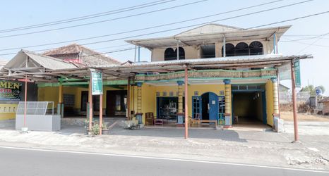 외관 2 Losmen Prasetyo